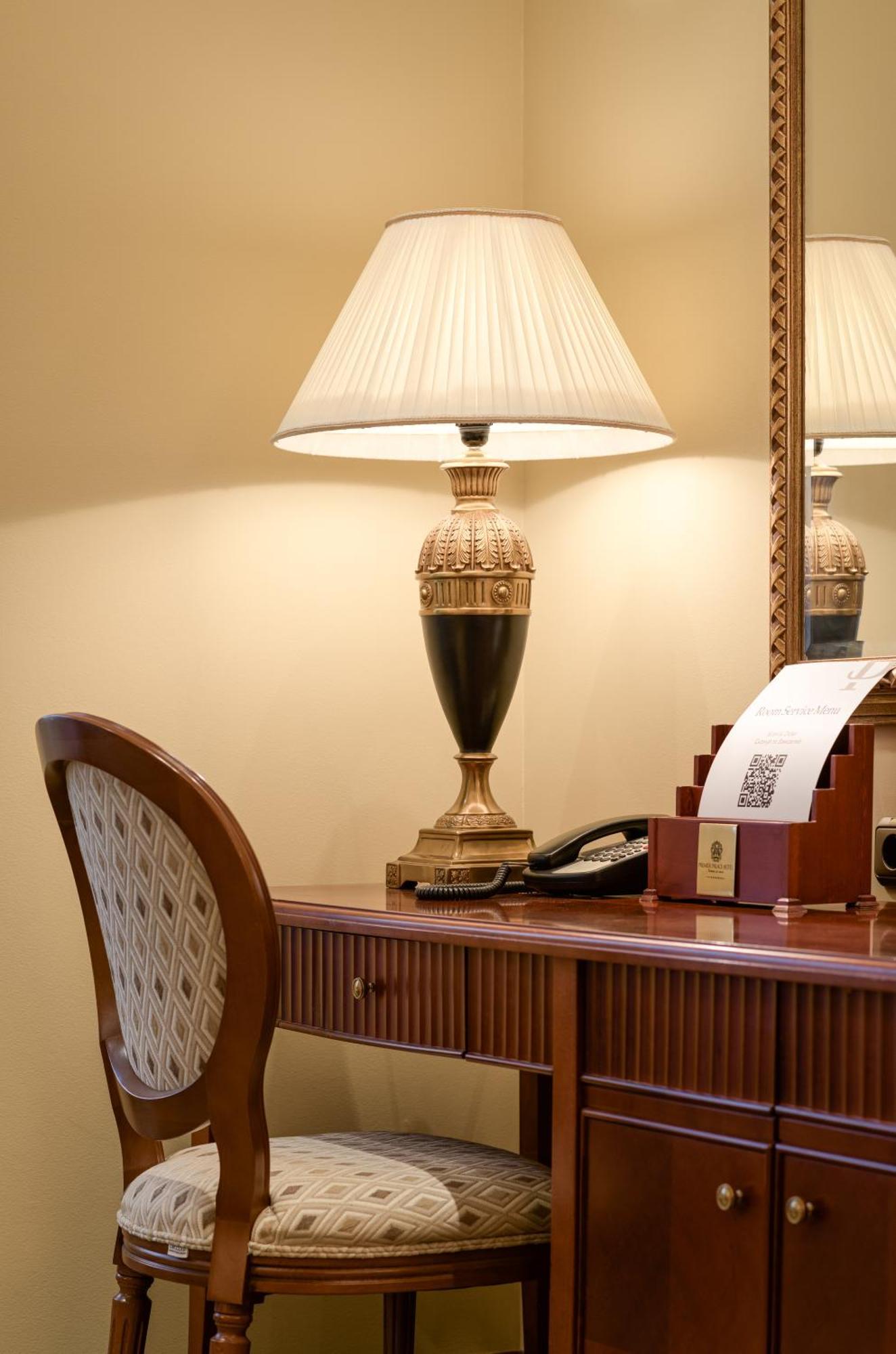 Premier Palace Hotel Kiev Phòng bức ảnh