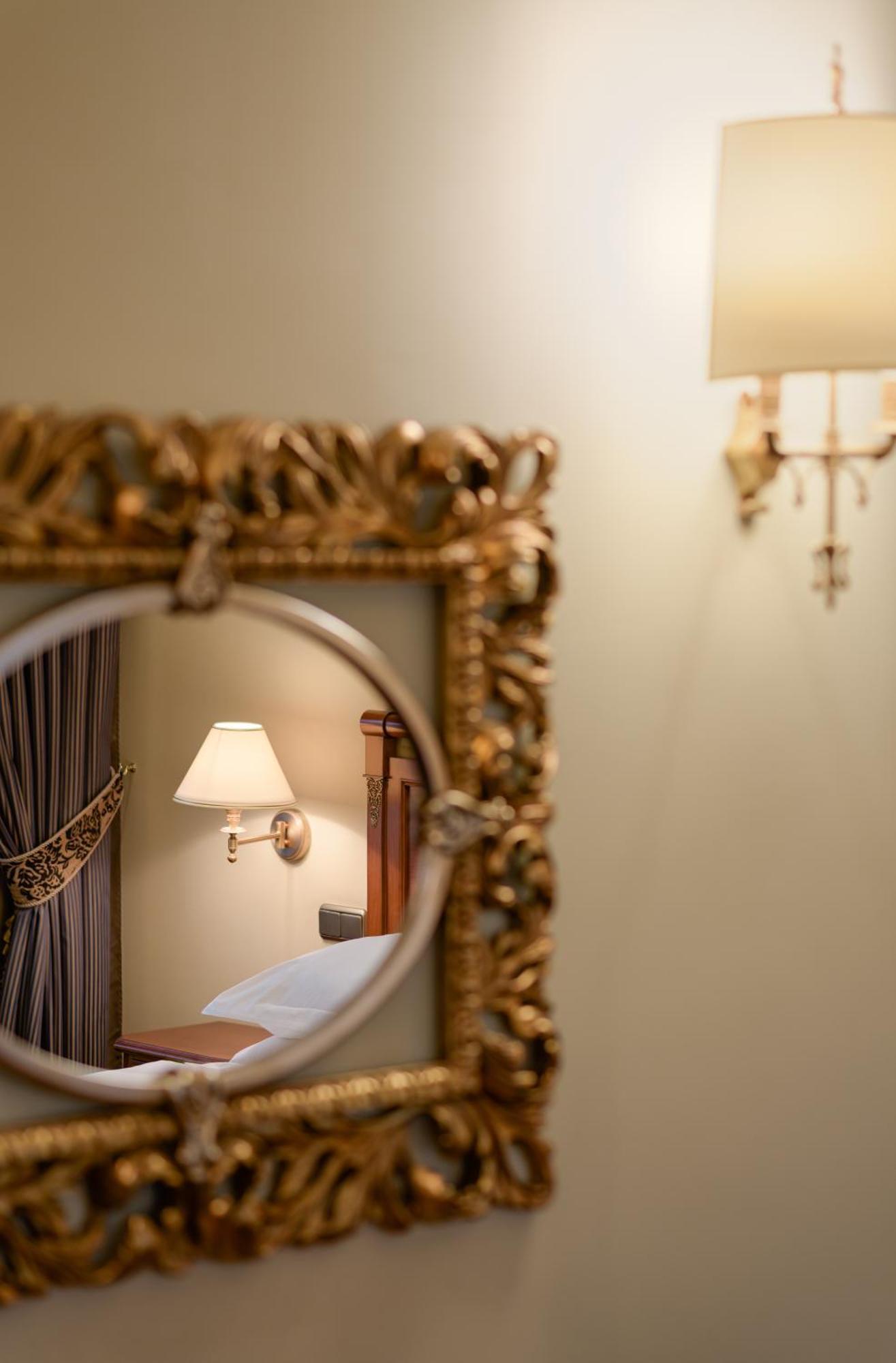 Premier Palace Hotel Kiev Phòng bức ảnh