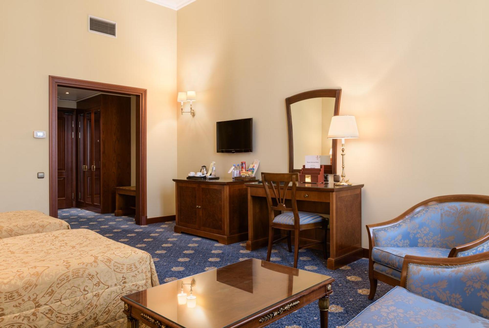 Premier Palace Hotel Kiev Phòng bức ảnh